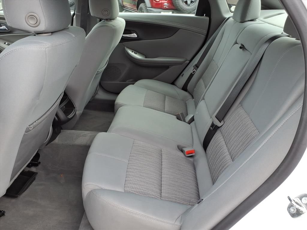 2017 CHEVROLET IMPALA - Image 11