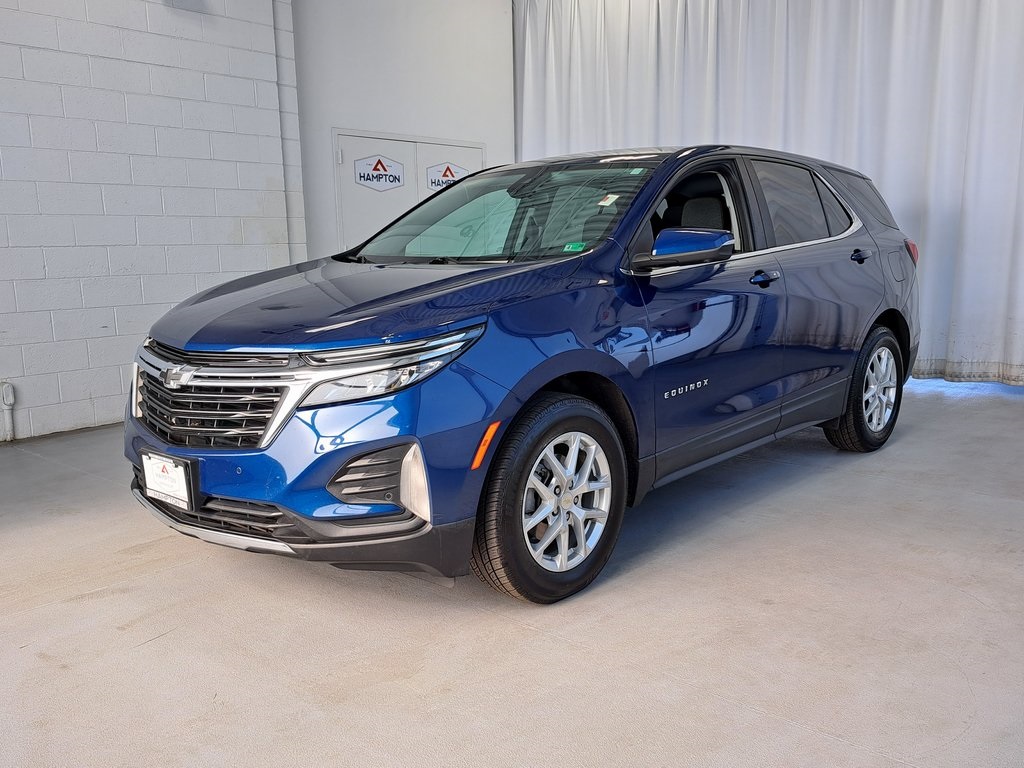 2022 Chevrolet Equinox LT photo 2