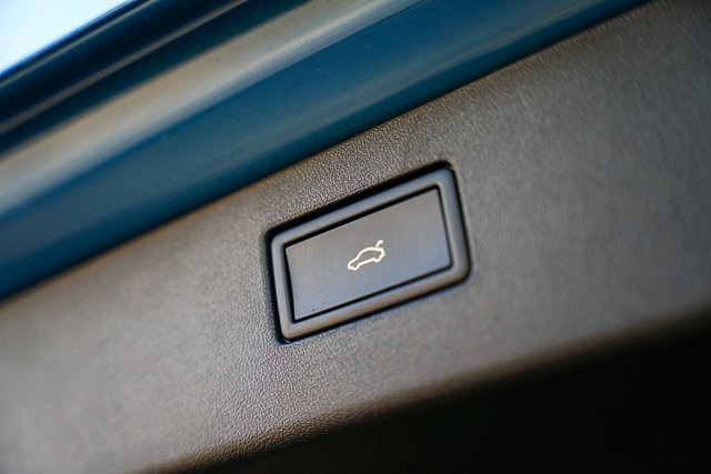 2025 Volkswagen Tiguan SE photo 31