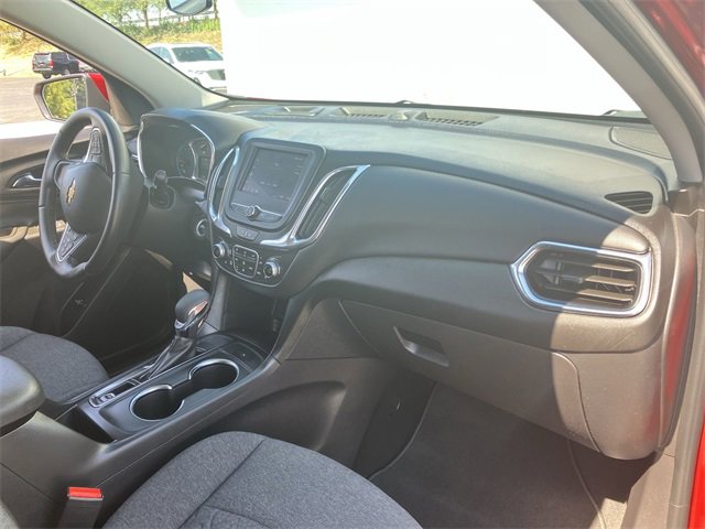 2024 Chevrolet Equinox LT photo 17