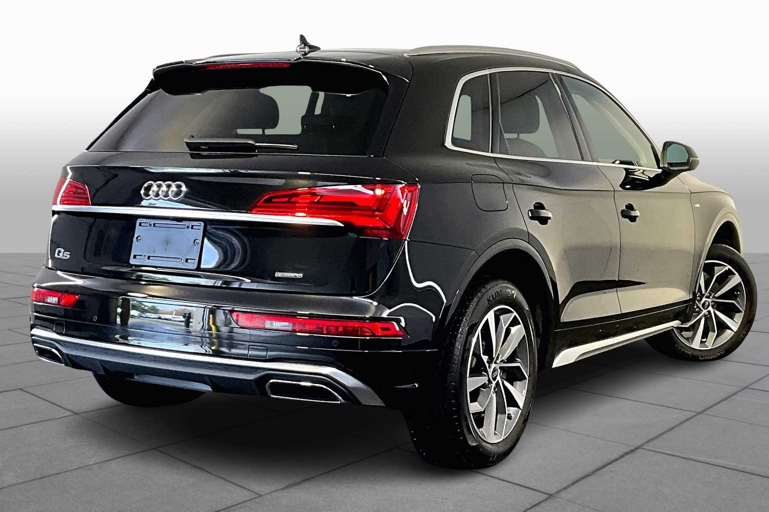 2023 Audi Q5 S line Premium Plus photo 11