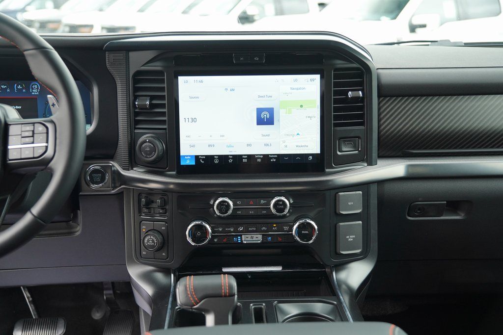 2025 Ford F-150 Raptor photo 13