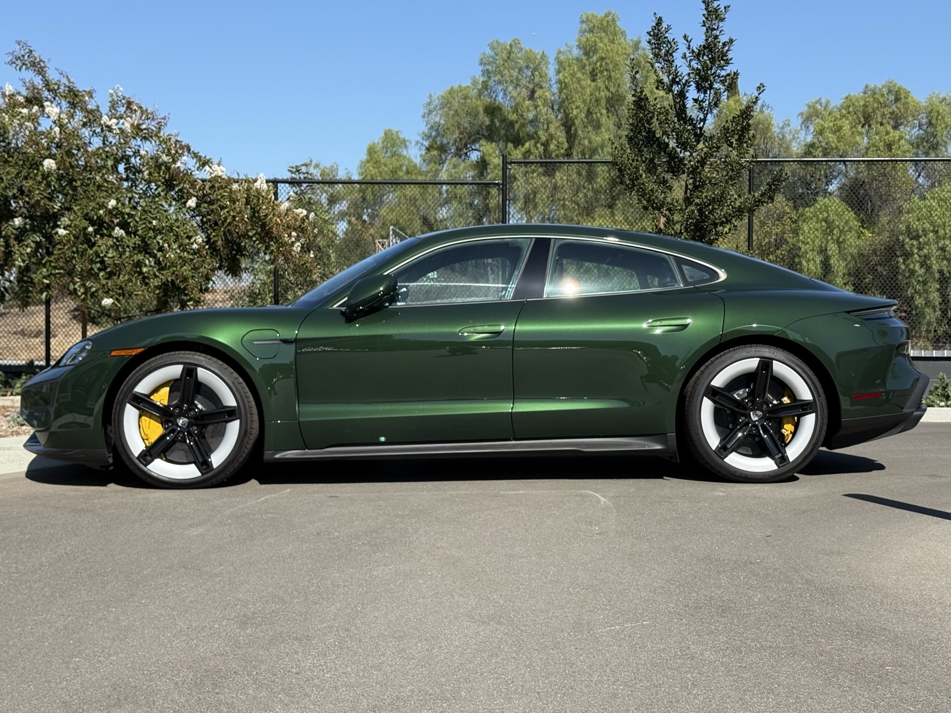 New 2025 Porsche Taycan Turbo S 4D Sedan in Woodland Hills #858348