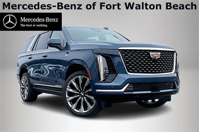 2026 Cadillac Escalade Luxury's photo