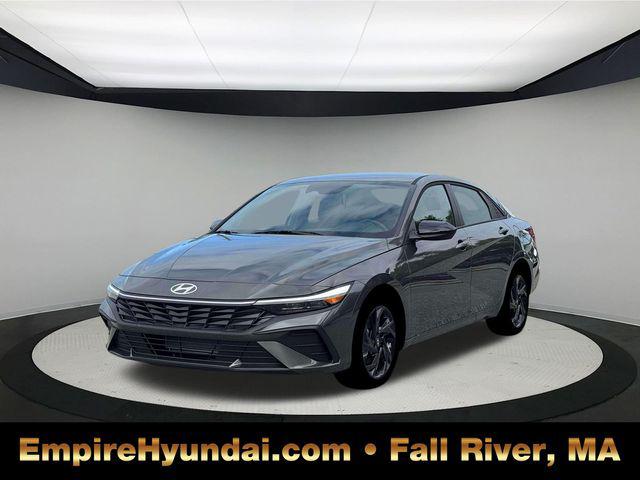 2026 Hyundai Elantra SEL's photo