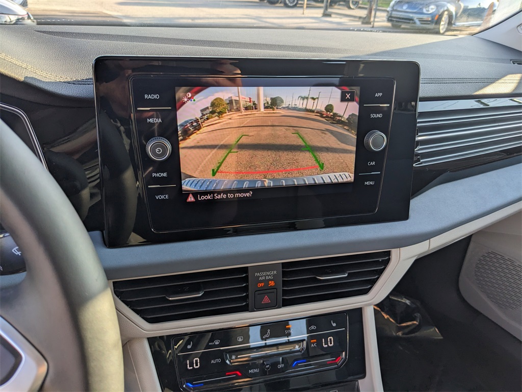 2025 Volkswagen Jetta 1.5T SE photo 22