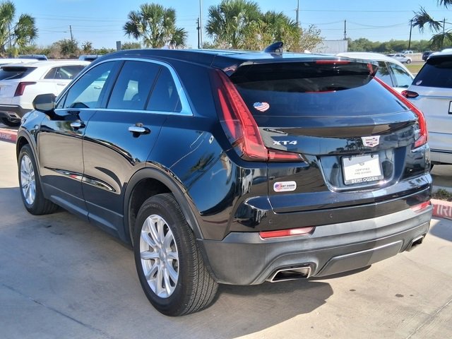 2023 Cadillac XT4 Luxury photo 3