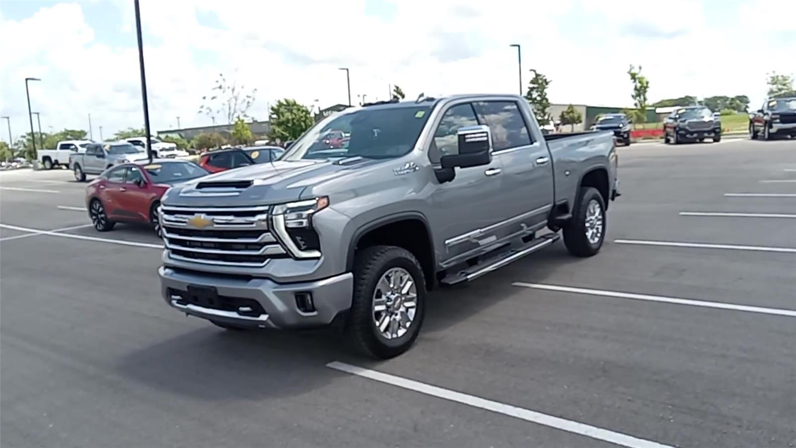 2025 Chevrolet Silverado 2500HD High Country photo 4