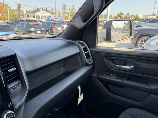 2025 Ram 1500 Tradesman photo 21