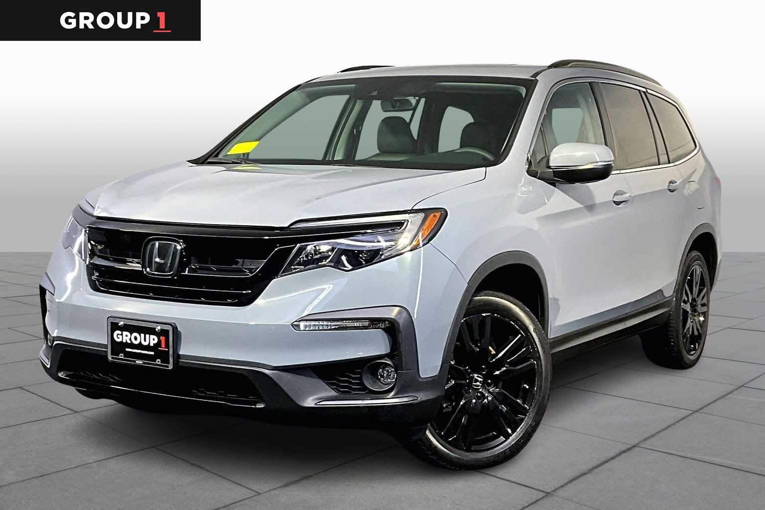 2022 Honda Pilot SE's photo