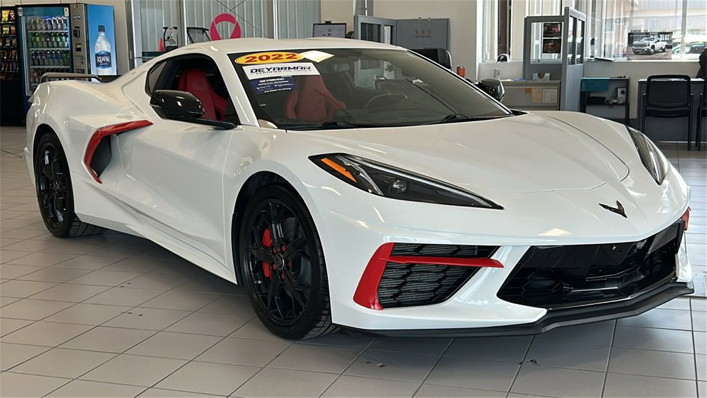 Used 2022 Arctic White Chevrolet 1LT image 1