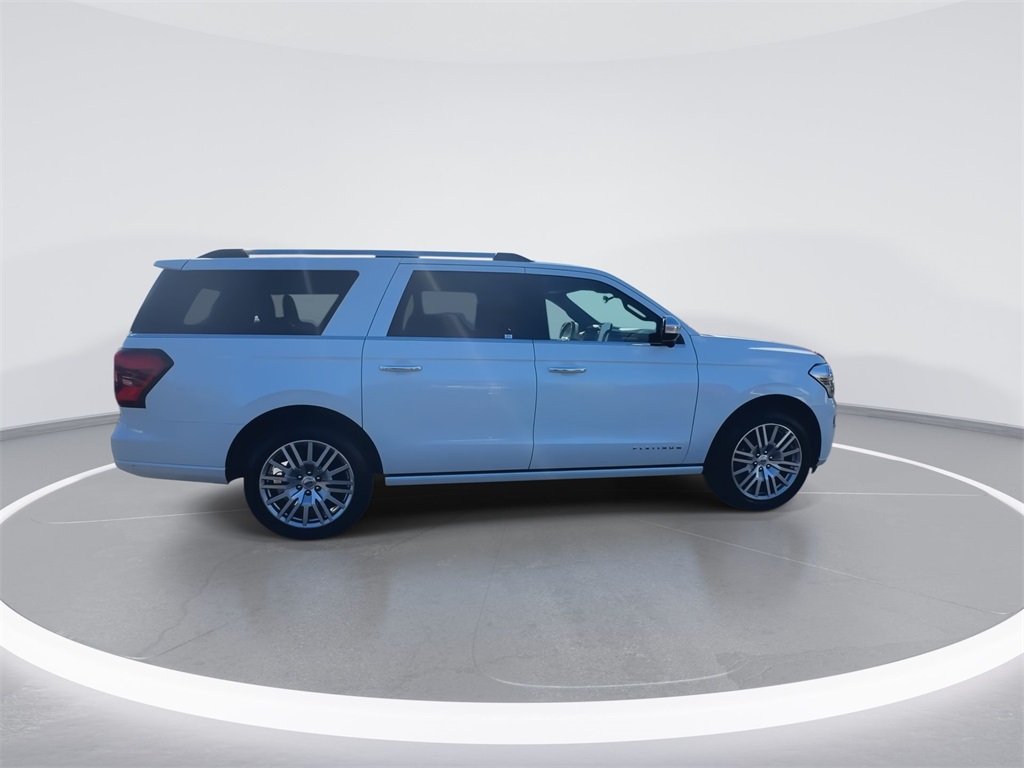 2024 Ford Expedition MAX Platinum photo 9