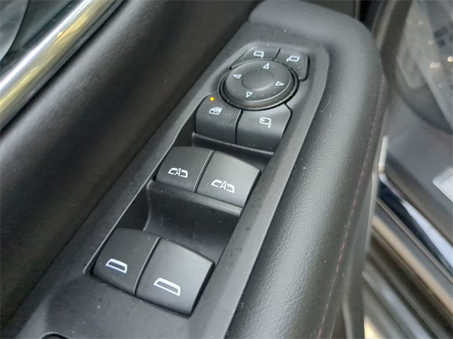 2023 Chevrolet Tahoe RST photo 18