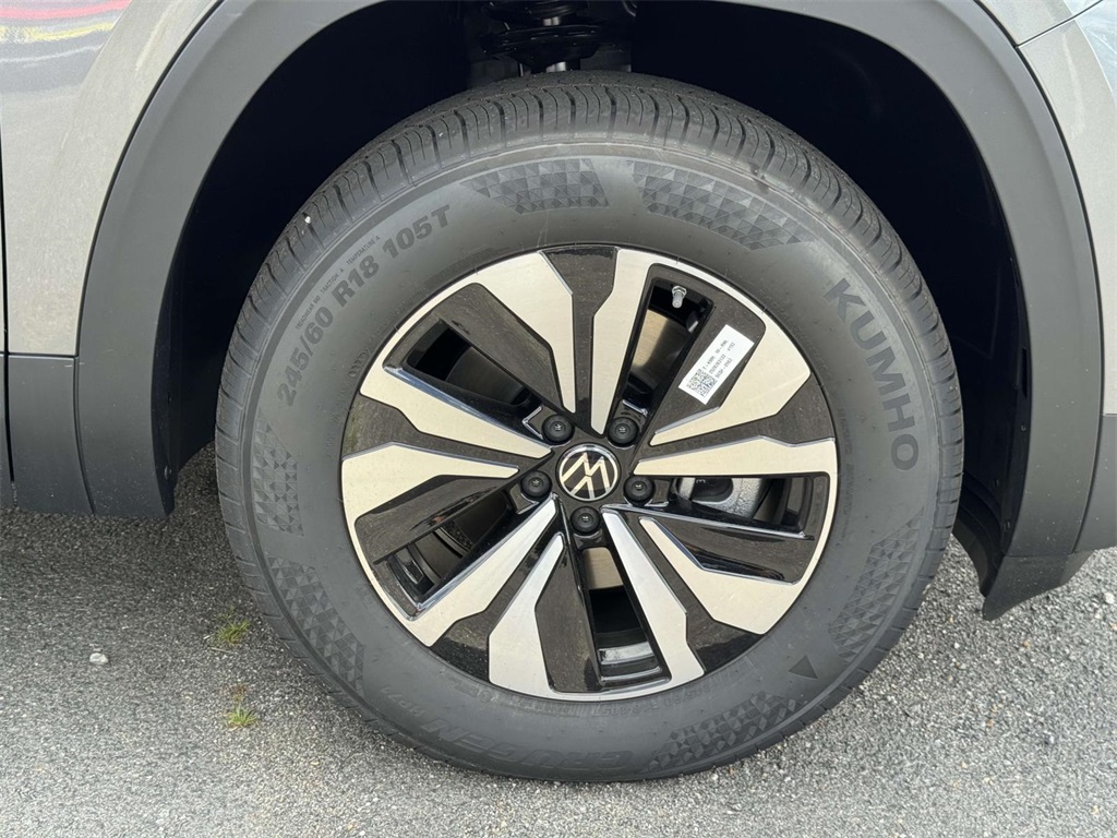 2025 Volkswagen Atlas Cross Sport SE photo 11