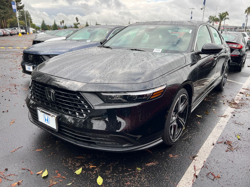 2025 Honda Accord Hybrid Sport's photo