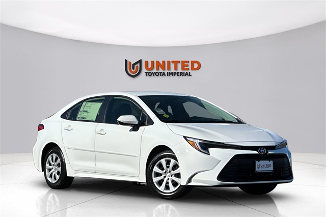 2026 Toyota Corolla LE's photo
