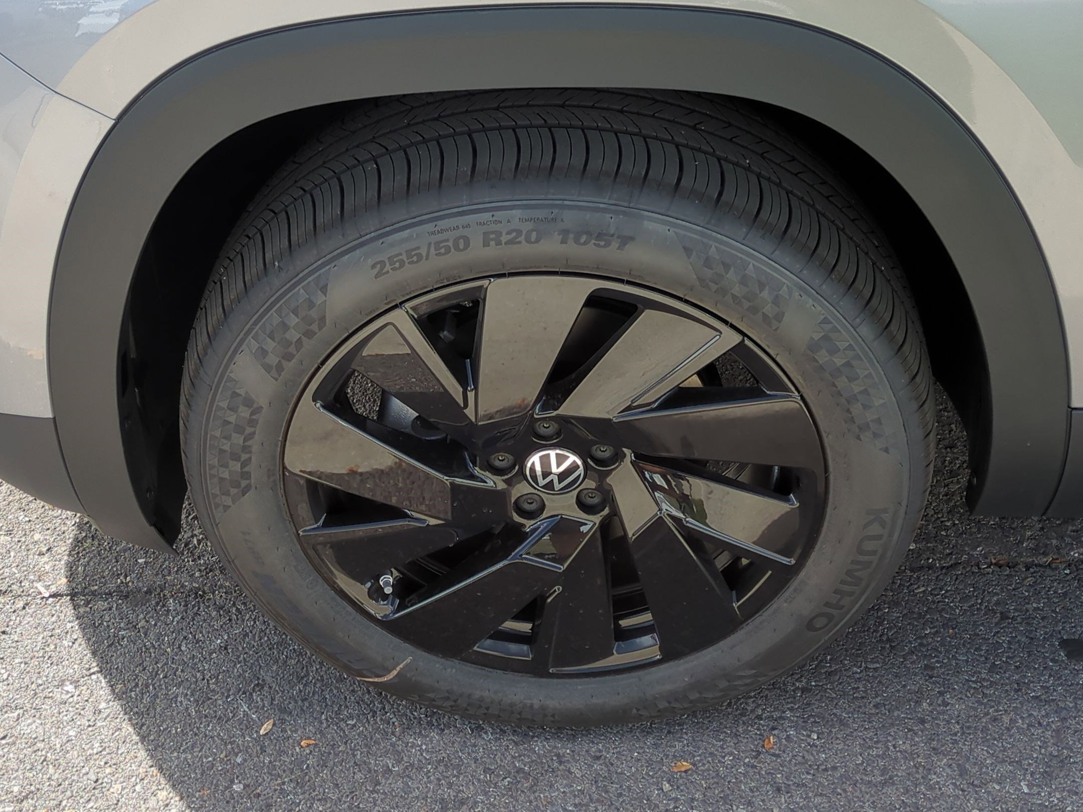 2025 Volkswagen Atlas SE Technology photo 16