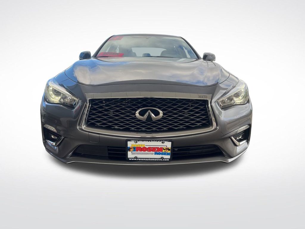 2022 Infiniti Q50 LUXE photo 2