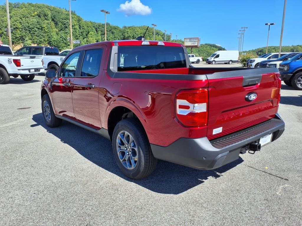 2025 Ford Maverick XLT photo 3