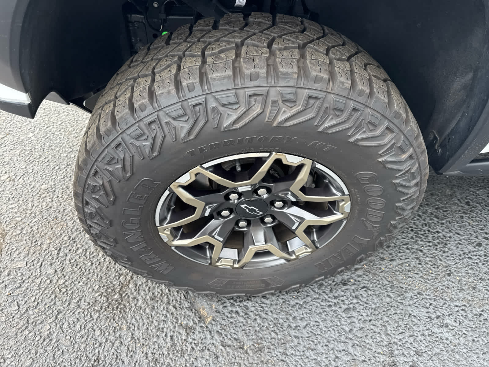 2023 Chevrolet Colorado ZR2 photo 9