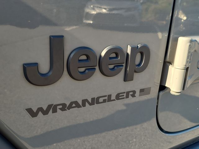 2023 Jeep Wrangler Willys photo 20