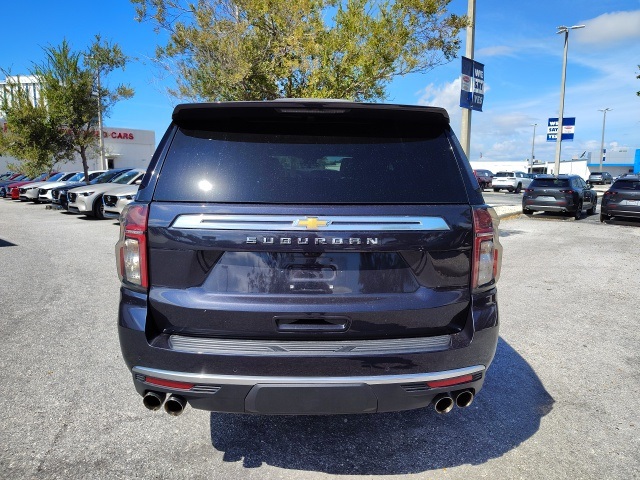 2023 Chevrolet Suburban High Country photo 4