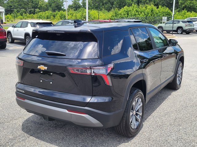 2026 Chevrolet Equinox LT photo 2