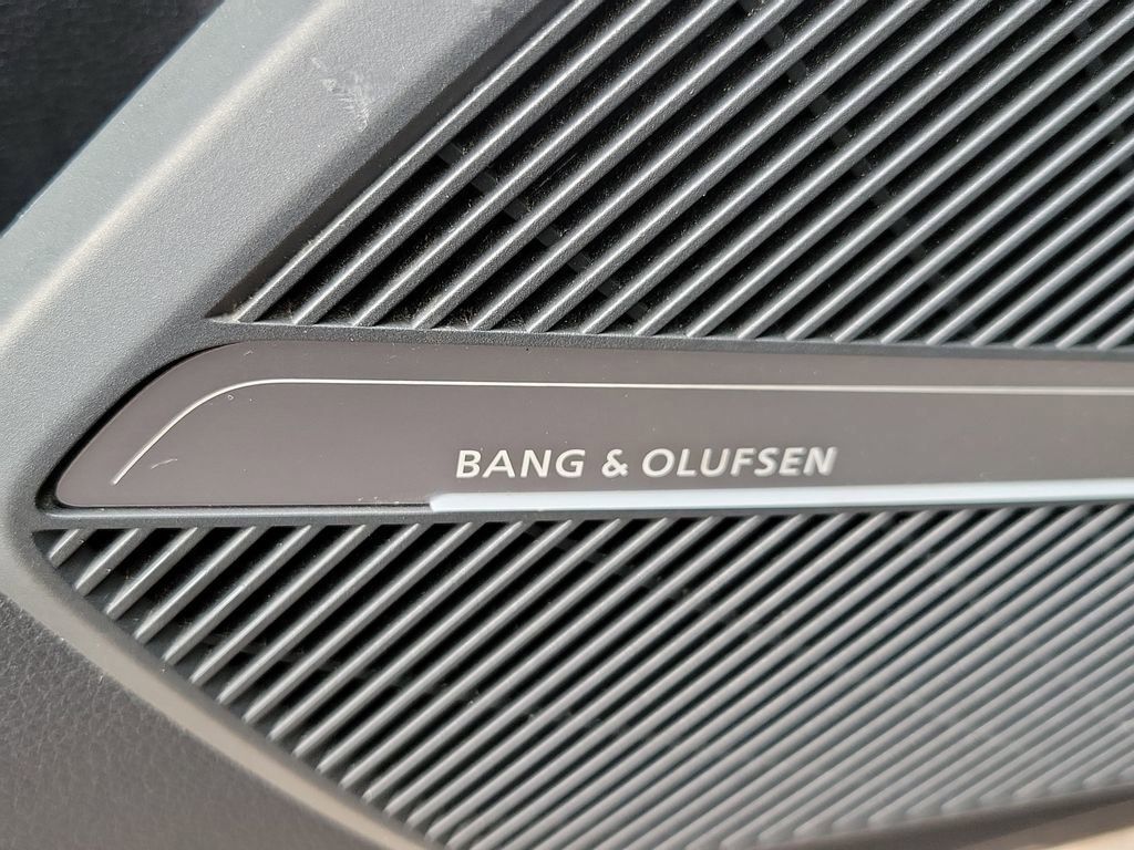 2023 Audi Q5 S line Premium Plus photo 22