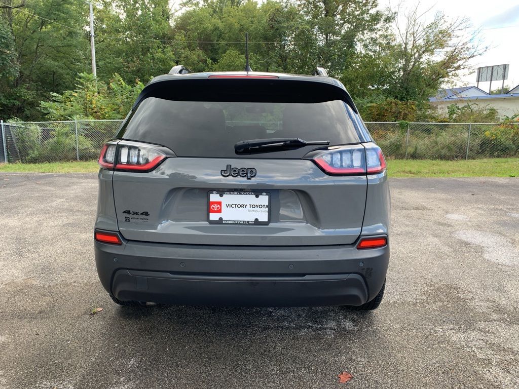 2023 Jeep Cherokee Altitude photo 3