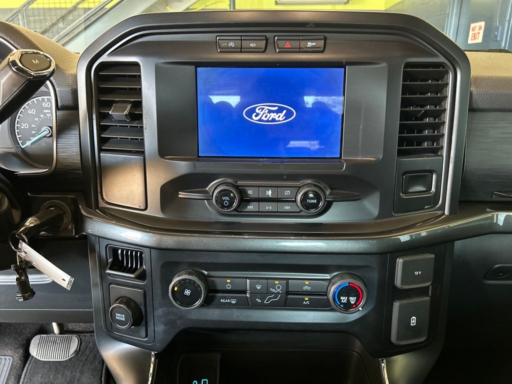 2021 Ford F-150 XL photo 13