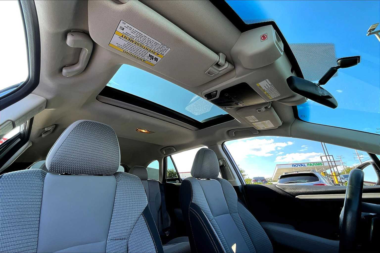 2022 Subaru Outback Premium photo 13