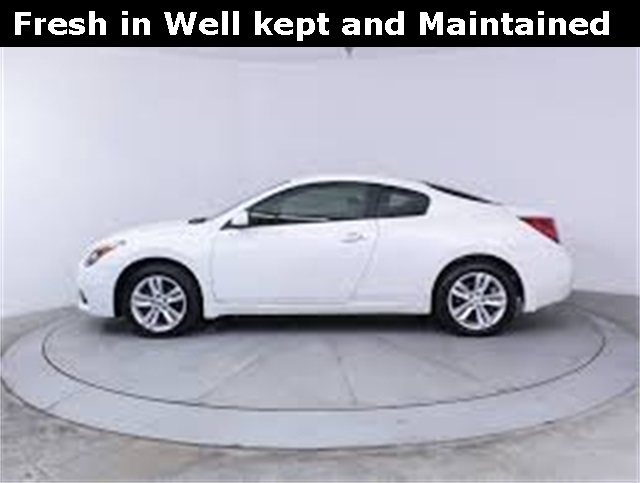 2013 Nissan Altima Coupe S
