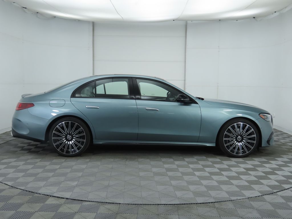 2026 Mercedes Benz E 350 photo 4