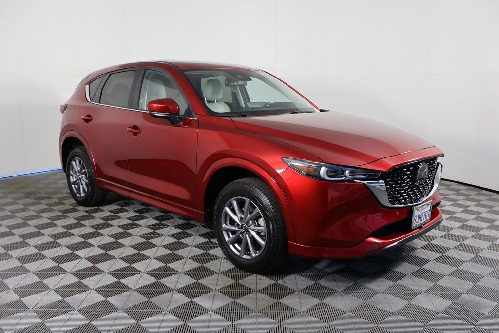 2024 Mazda CX-5 2.5 S Preferred photo 2
