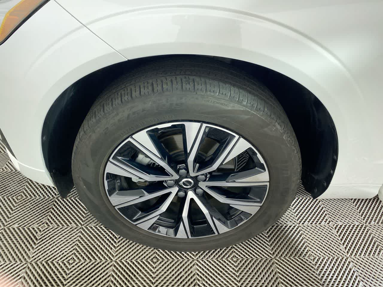2024 Volvo XC60 Core photo 16