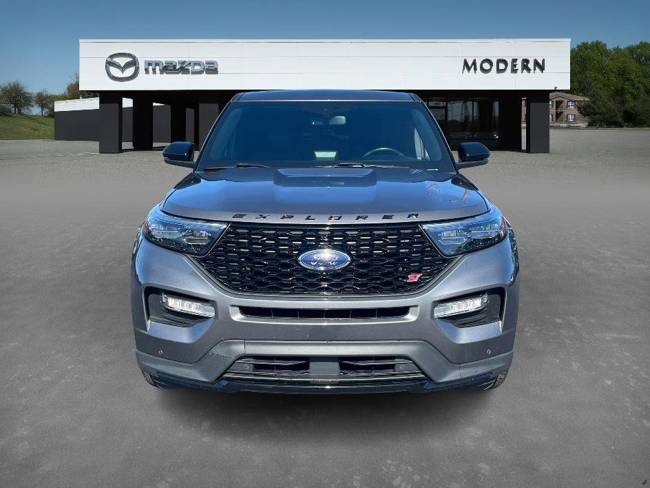 2021 Ford Explorer ST photo 2