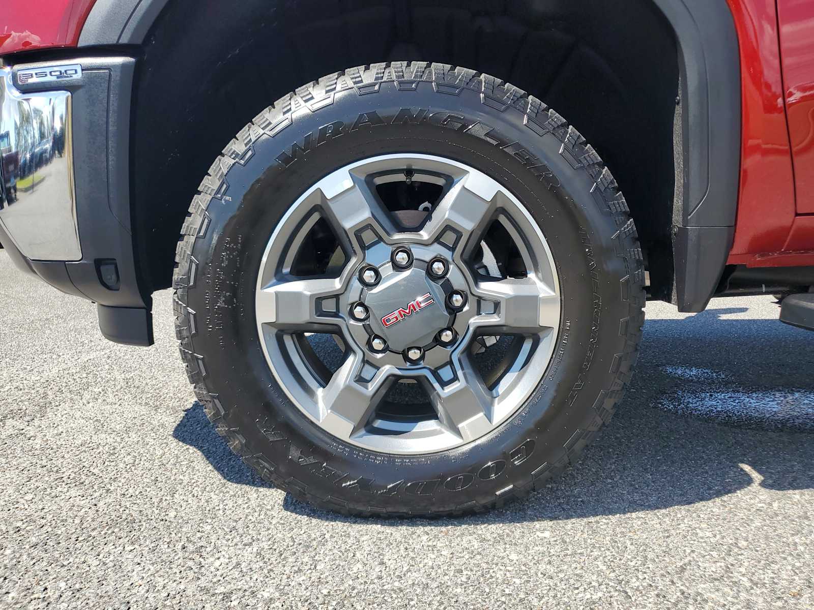 2026 Gmc Sierra HD SLT photo 10