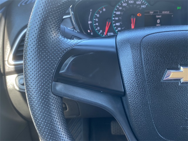 2017 Chevrolet Trax LS photo 5