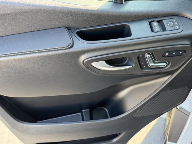 2025 Mercedes Benz Sprinter 2500 photo 7