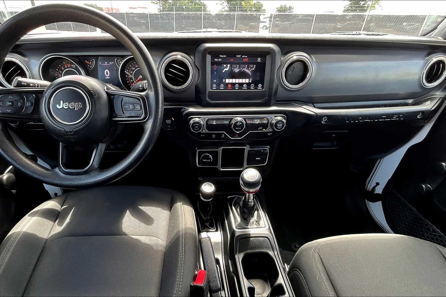 2022 Jeep Wrangler Sport photo 13