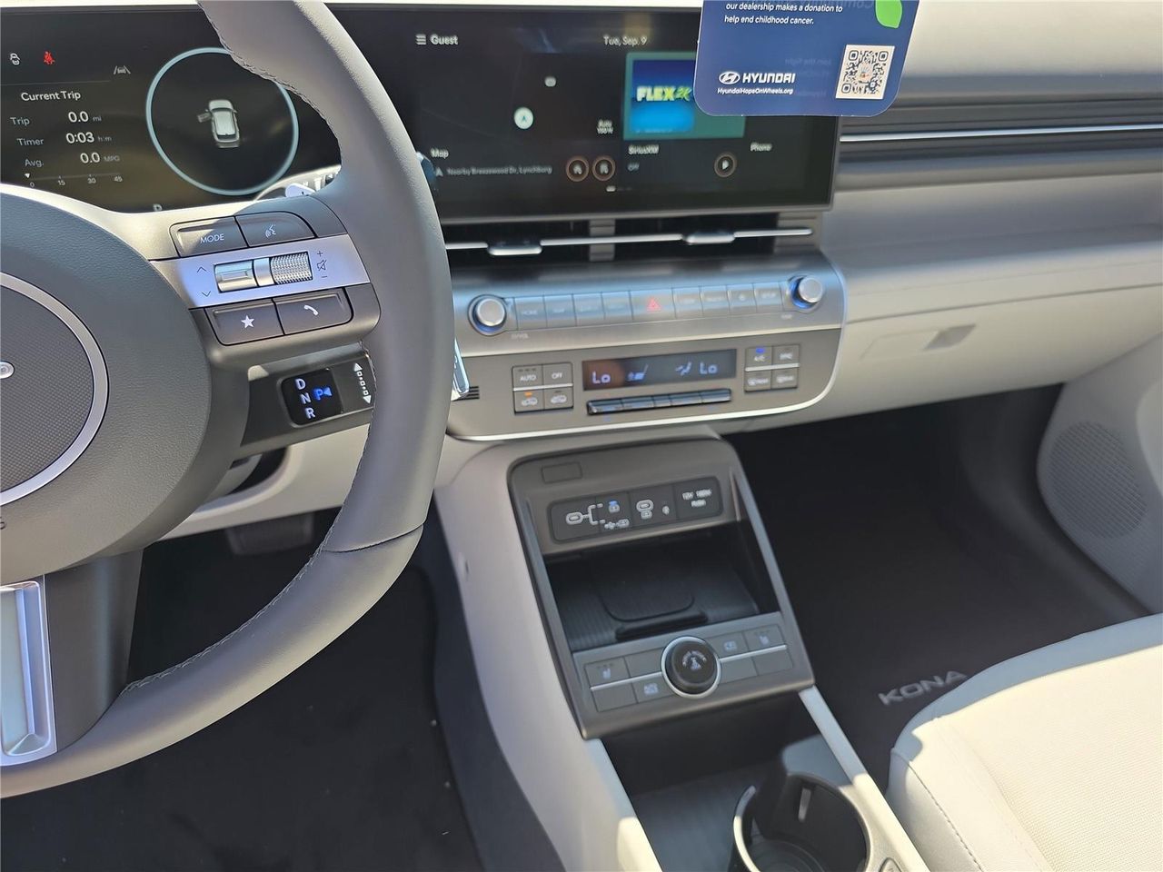 2025 Hyundai Kona SEL photo 17