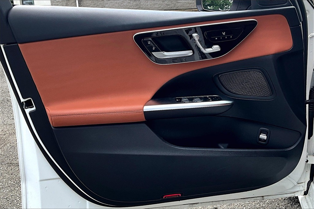 2023 Mercedes Benz C 300 4MATIC photo 18