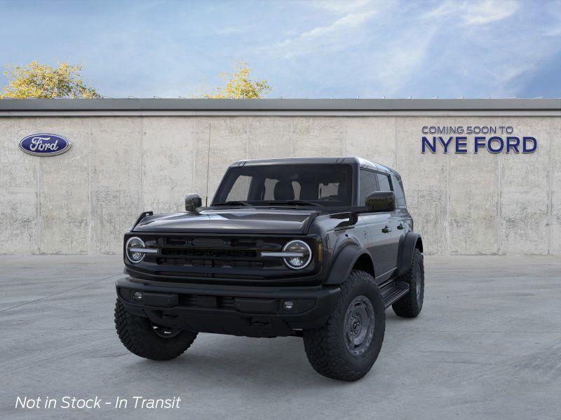 2025 Ford Bronco Outer Banks photo 2