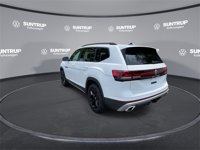 2025 Volkswagen Atlas Peak Edition SE Technology photo 13