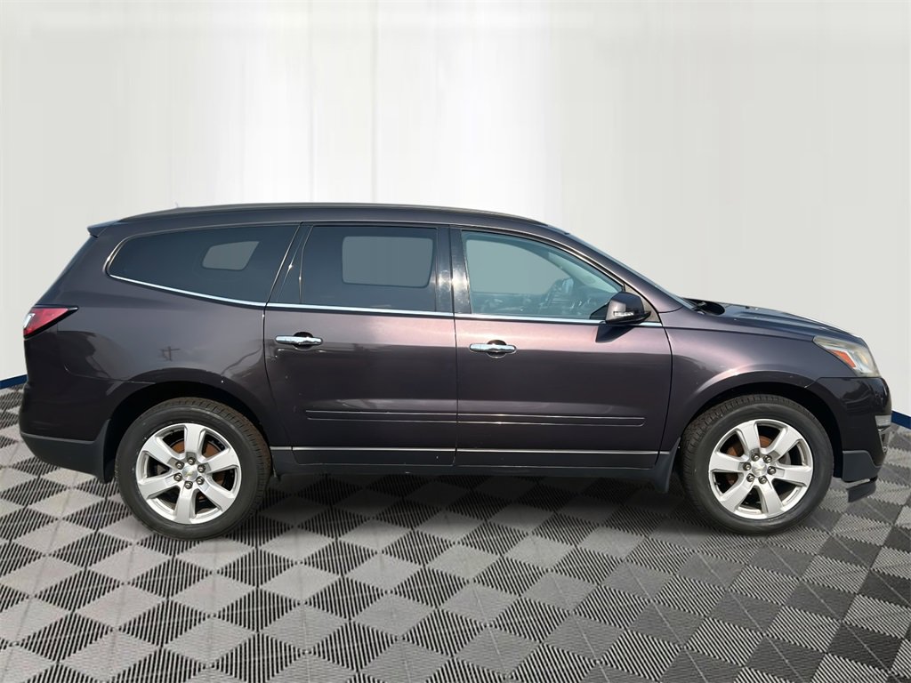 2016 Chevrolet Traverse 1LT photo 6
