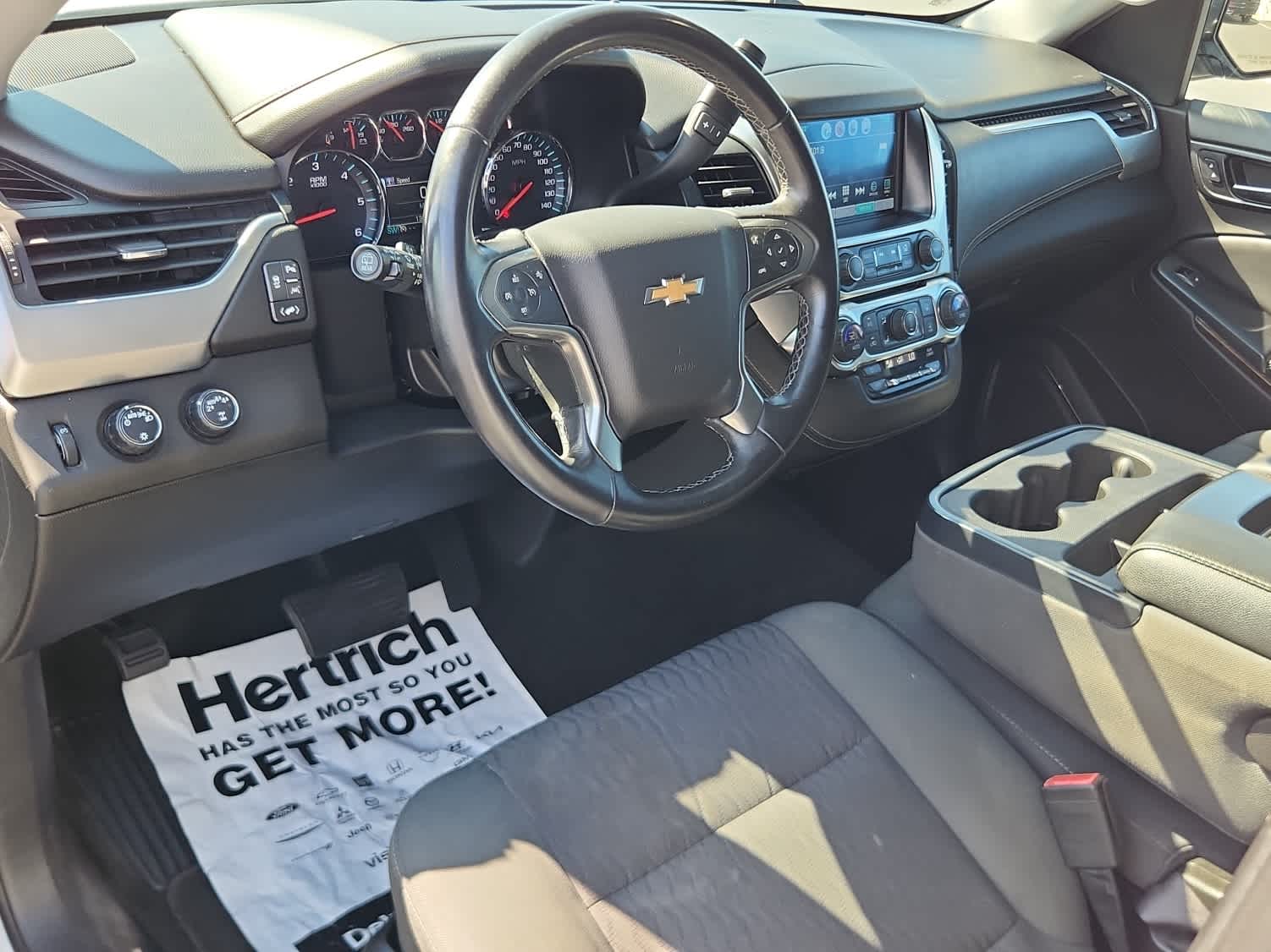 2017 Chevrolet Tahoe LS photo 11