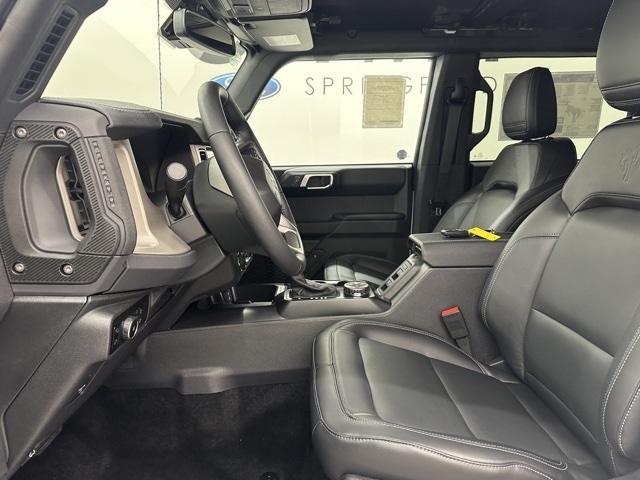 2025 Ford Bronco Outer Banks photo 19