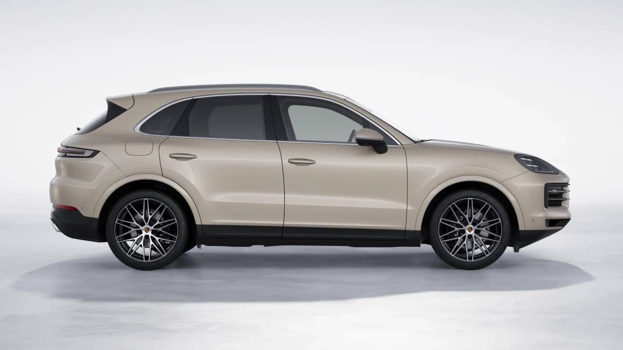 2026 Porsche Cayenne photo 7