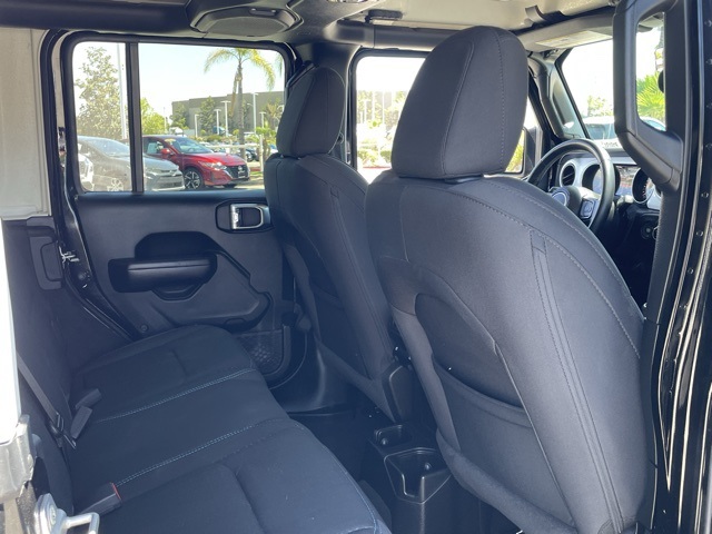 2021 Jeep Wrangler Unlimited Islander photo 19