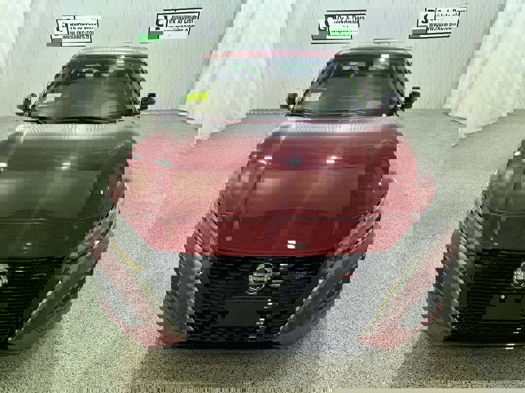 2025 Nissan Altima SR photo 2